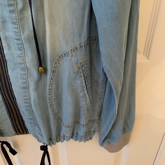 F21 Life in Progress chambray jacket - Picture 8 of 10